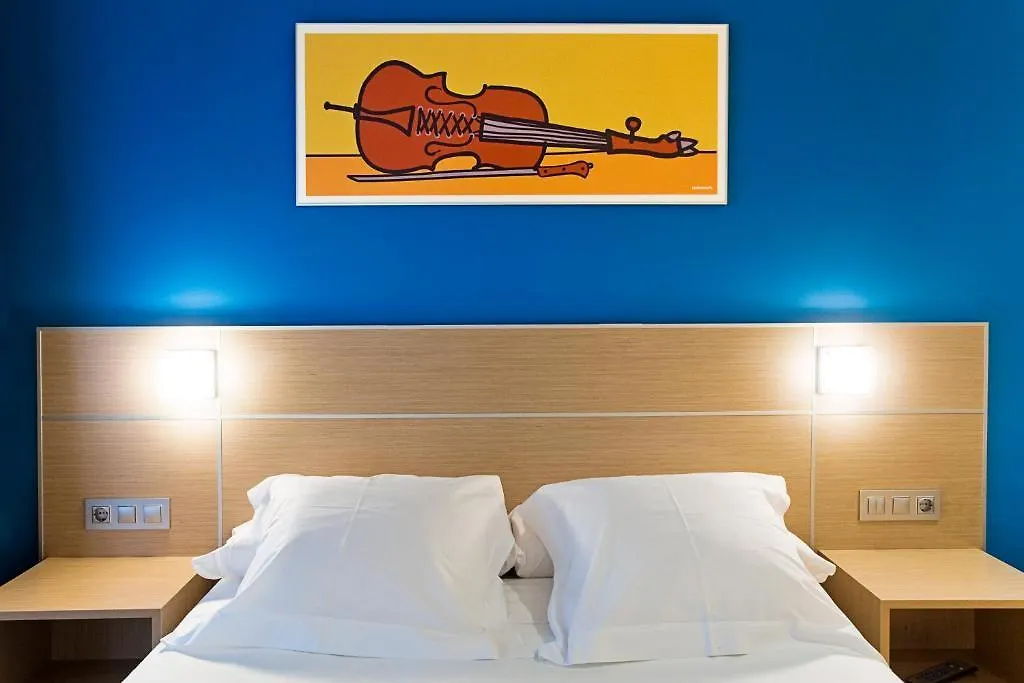 Hotel Casual Arriaga Bilbao 2*,